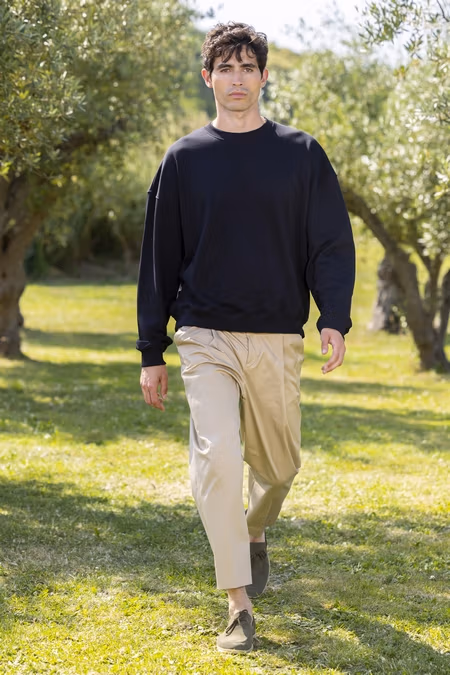 UNGARO : L'Élégance Naturelle 10 UNGARO 11